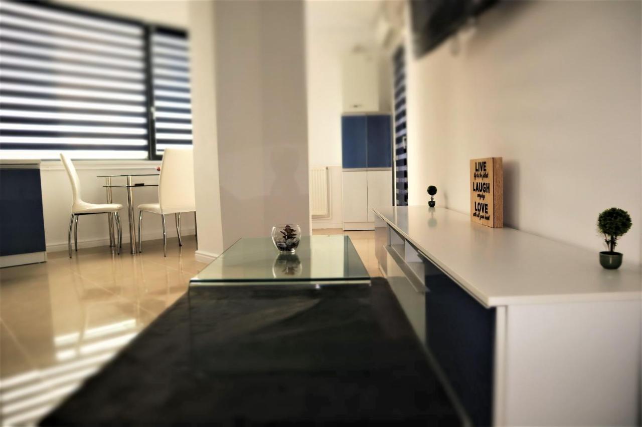 Donny Luxury Apartment Năvodari Extérieur photo