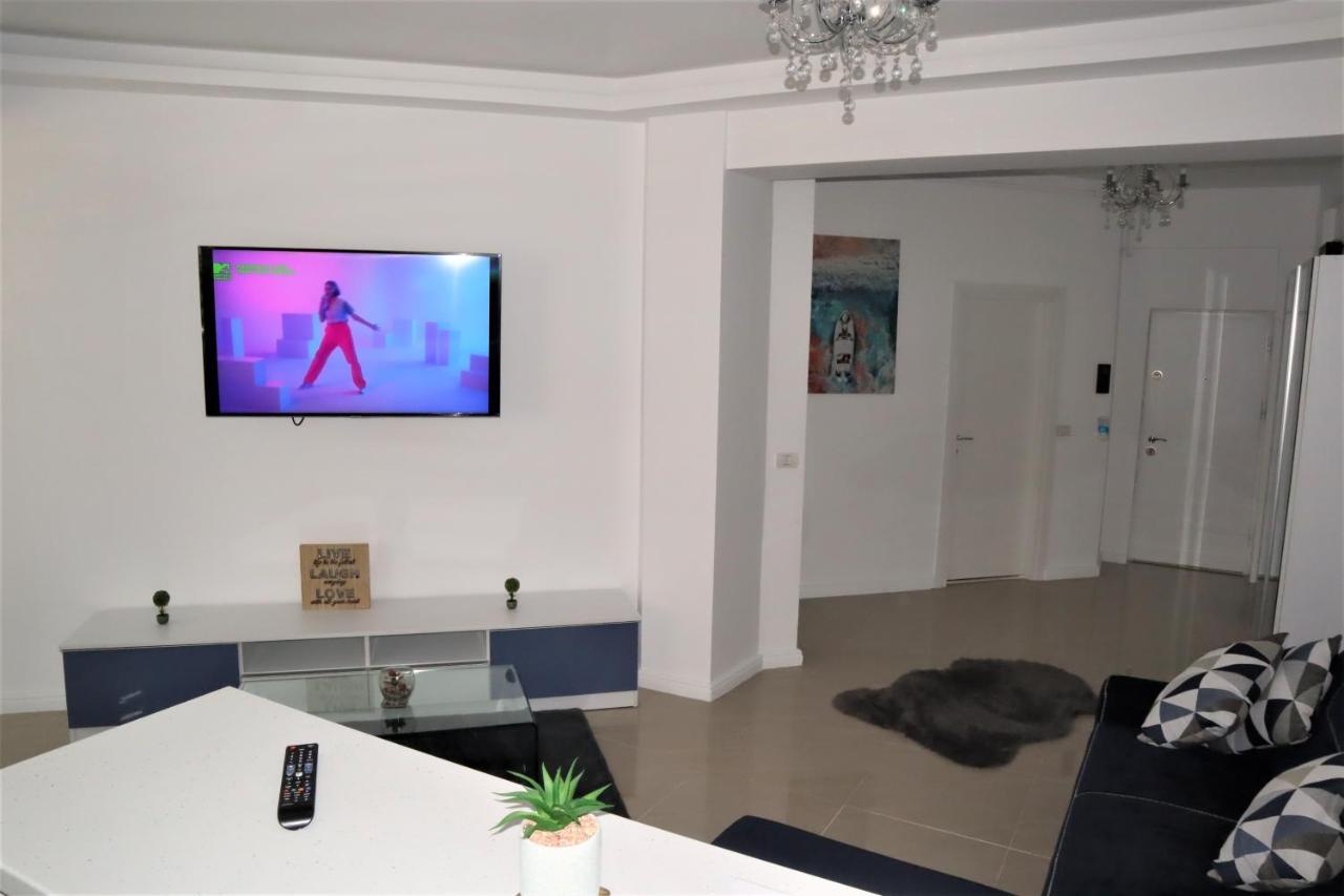 Donny Luxury Apartment Năvodari Extérieur photo